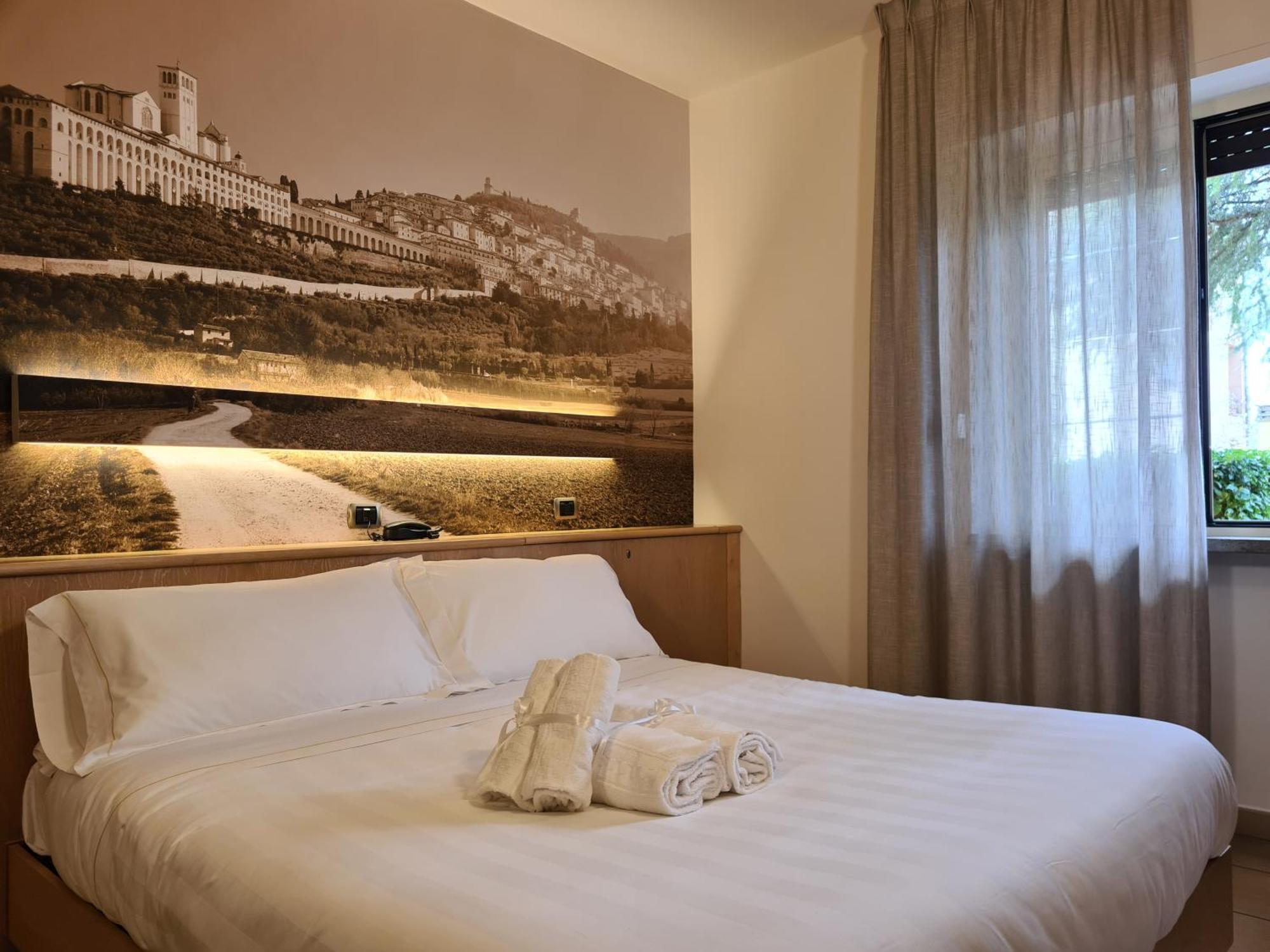 Hotel Cladan Assisi Exterior photo