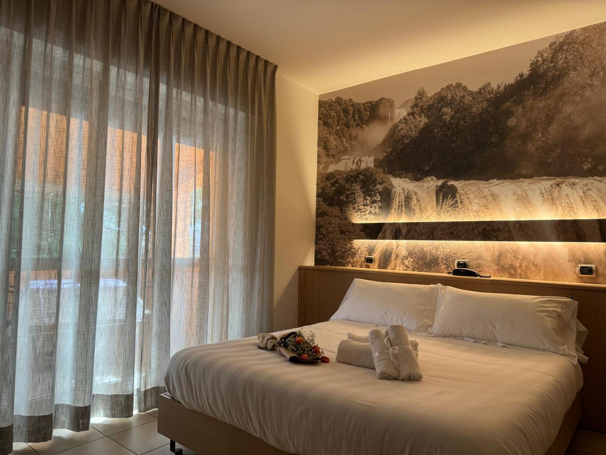 Hotel Cladan Assisi Exterior photo